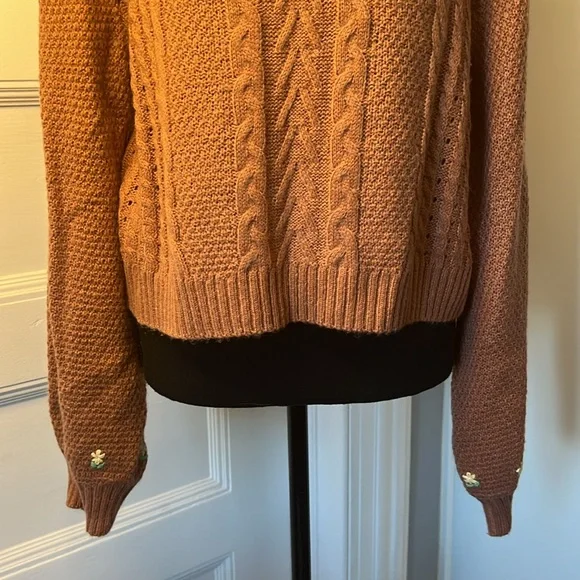 WILD FABLE SWEATER - Picture 3 of 11